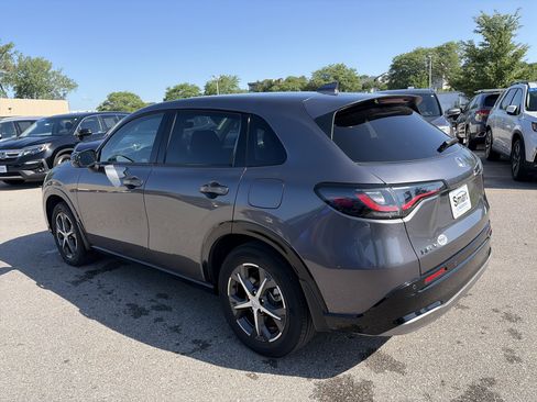 Used 2023 Honda HR-V EX-L image 6