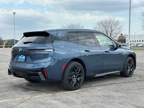 New 2026 BMW iX xDrive45 w/ M Sport Package AWD/4WD image 7