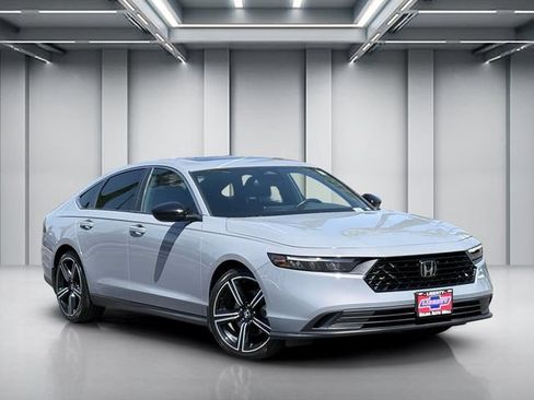 Used 2024 Honda Accord Sport image 1