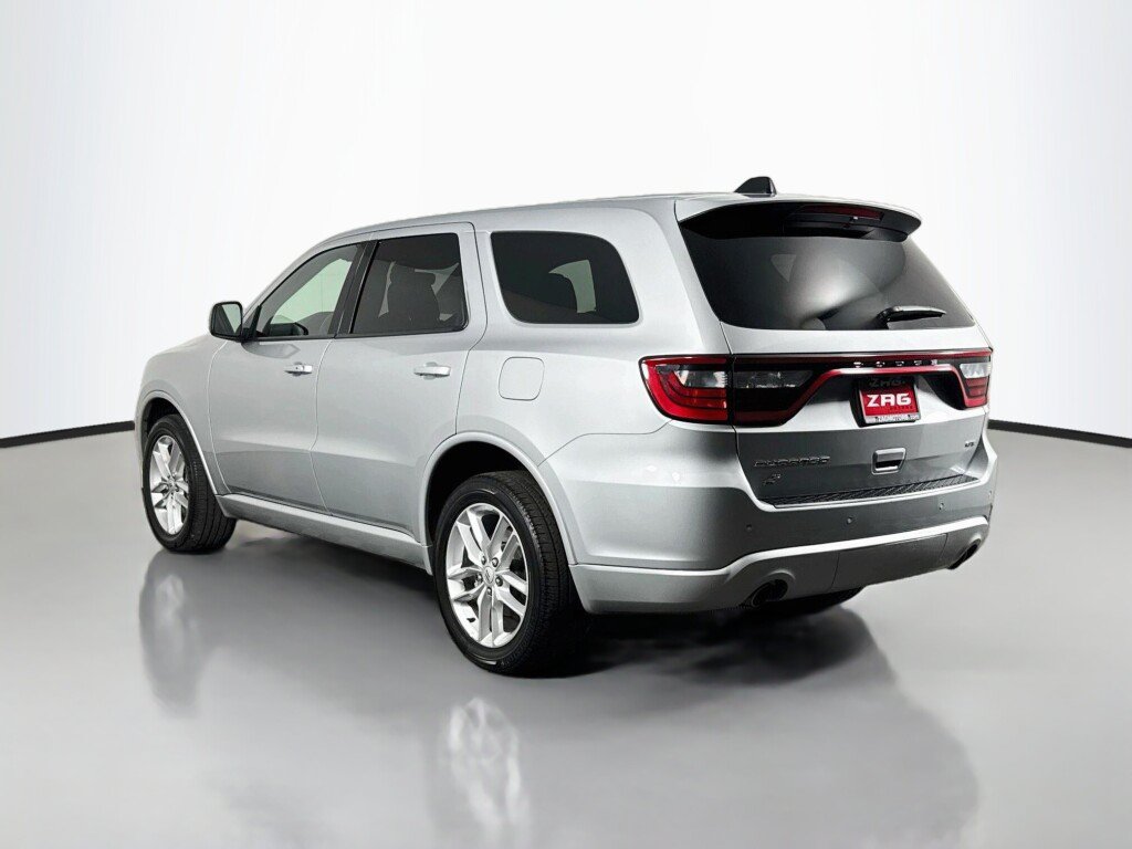 Used 2025 Dodge Durango GT AWD/4WD image 3
