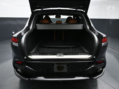 Used 2021 Aston Martin DBX AWD/4WD image 9