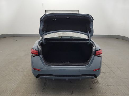 Used 2025 Nissan Sentra SV FWD image 29
