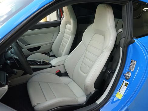 Used 2022 Porsche 911 Turbo S AWD/4WD image 9