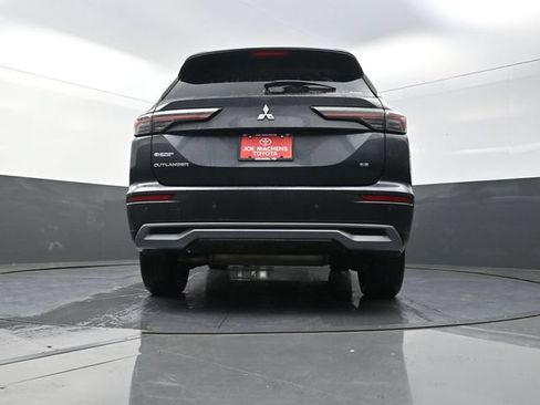 Used 2025 Mitsubishi Outlander SE AWD/4WD image 36