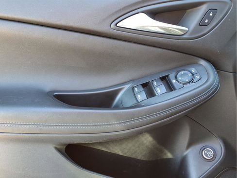 Used 2025 Buick Encore GX Sport Touring w/ Advanced Technology Package image 14