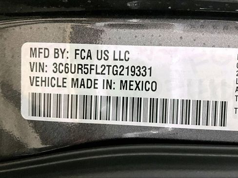 New 2026 RAM 2500 Laramie AWD/4WD image 10