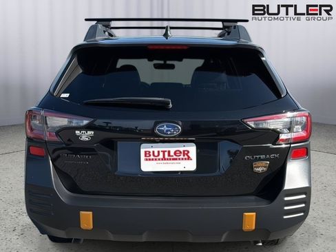 Used 2022 Subaru Outback Wilderness AWD/4WD image 5