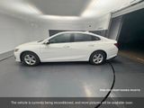 Used 2024 Chevrolet Malibu LT image 2