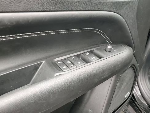 Used 2022 Jeep Compass High Altitude image 12