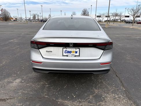 Used 2024 Honda Accord LX image 7