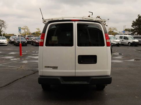Used 2013 Chevrolet Express 2500 image 6