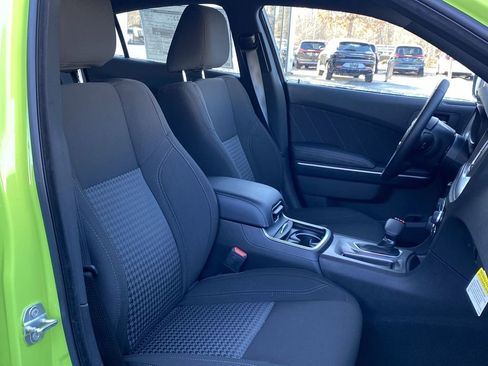 Used 2023 Dodge Charger SXT w/ Cold Weather Package RWD image 28