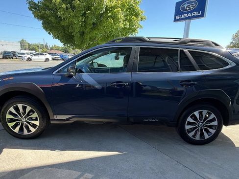 Used 2025 Subaru Outback Limited XT AWD/4WD image 7