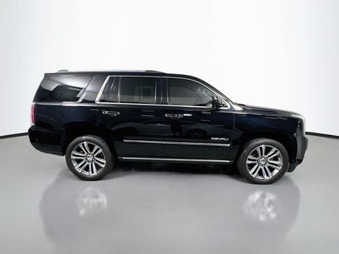 Used 2019 GMC Yukon Denali w/ Denali Ultimate Package AWD/4WD image 3