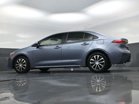 Used 2024 Toyota Corolla LE image 18