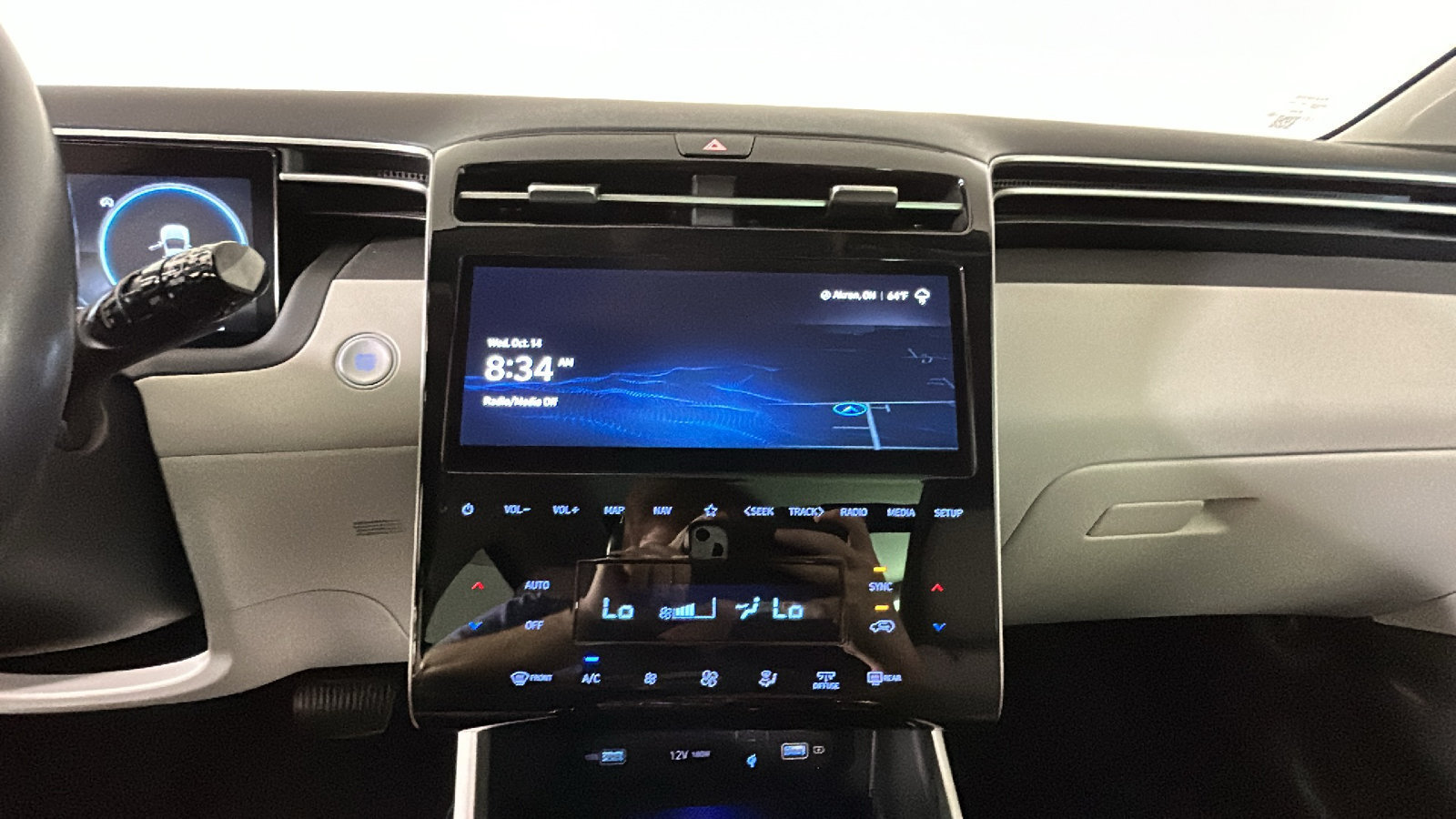Certified 2022 Hyundai Tucson Limited AWD/4WD image 30