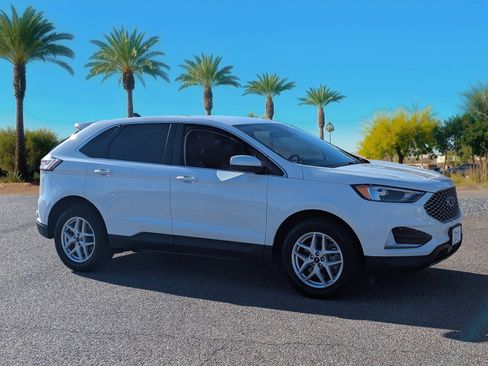 Certified 2023 Ford Edge SEL image 8