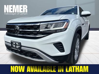 Used 2023 Volkswagen Atlas Cross Sport SE w/ Panoramic Sunroof Package