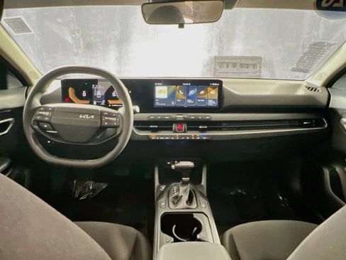 Used 2026 Kia K4 FWD image 28