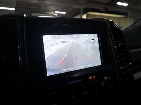 Used 2021 Ford F350 XLT w/ XLT Premium Package image 19