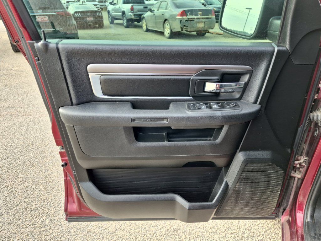 Used 2021 RAM 1500 Warlock w/ Electronics Group AWD/4WD image 10