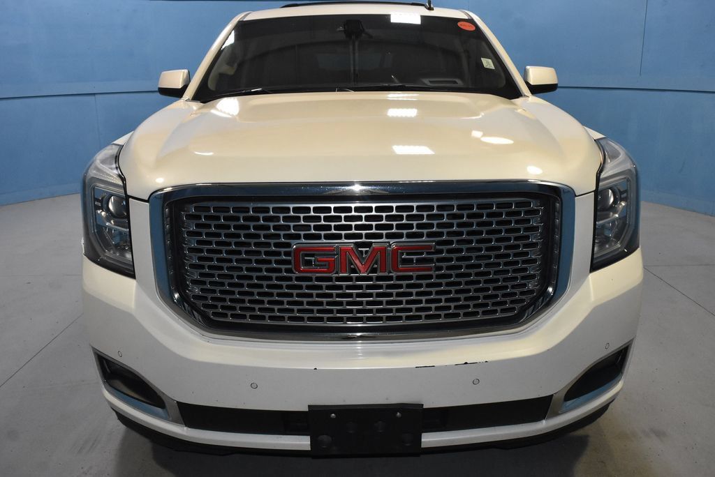 Used 2015 GMC Yukon XL Denali w/ Touring Package AWD/4WD image 26