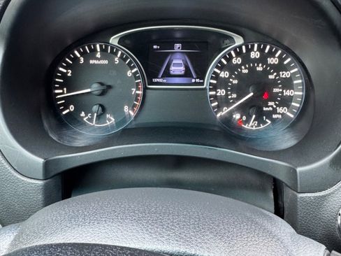 Used 2016 Nissan Altima 3.5 SR image 11