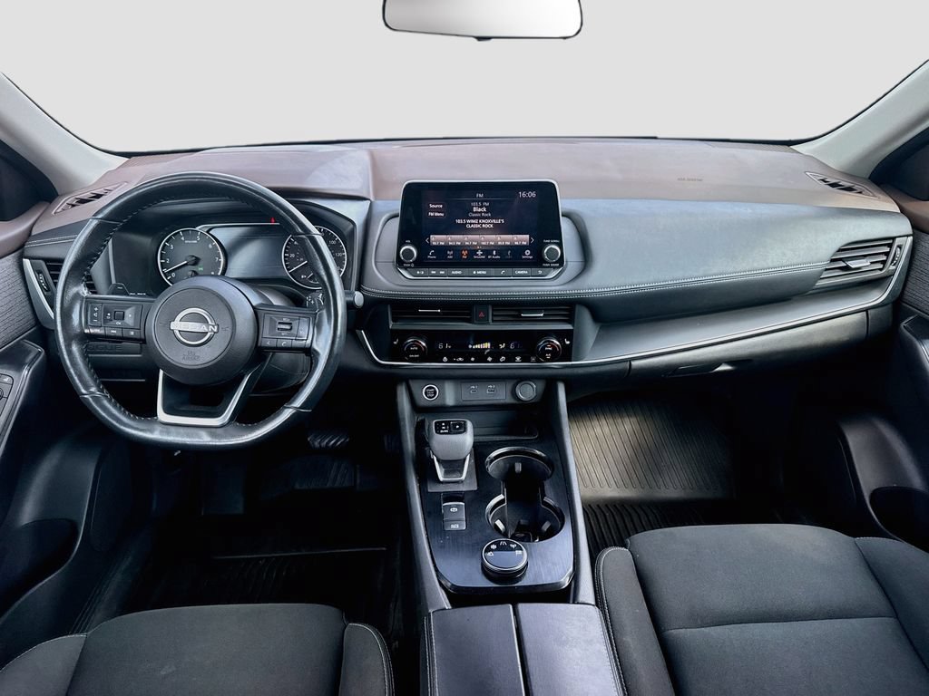 Used 2023 Nissan Rogue S AWD/4WD image 23