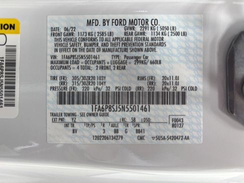 Used 2022 Ford Mustang Shelby GT500 w/ Technology Package image 21