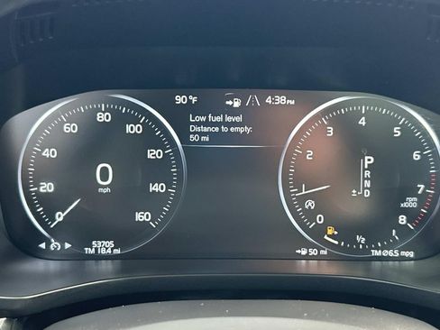 Used 2019 Volvo XC60 T5 Momentum w/ Multimedia Package AWD/4WD image 41