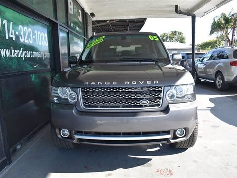 Used 2005 Land Rover Range Rover HSE image 12