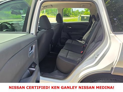Certified 2026 Nissan Rogue SV AWD/4WD image 38