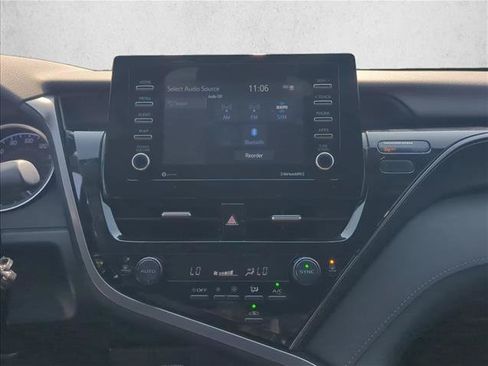 Certified 2022 Toyota Camry LE FWD image 16