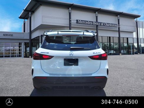 New 2025 Mercedes-Benz GLA 35 AMG 4MATIC image 4