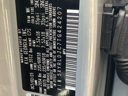 New 2026 Kia Sorento S image 17