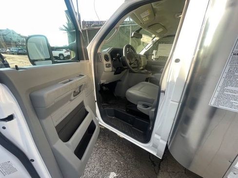 New 2024 Ford E-450 and Econoline 450 Super Duty w/ Driver's Safety Package image 18