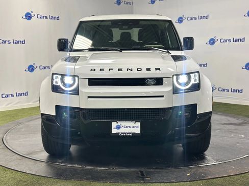 Used 2024 Land Rover Defender 90 X-Dynamic SE AWD/4WD image 9