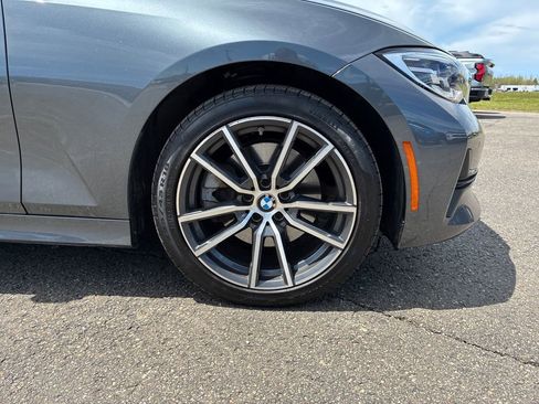 Used 2022 BMW 330i xDrive Sedan w/ Premium Package AWD/4WD image 9