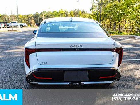 Used 2025 Kia K4 LXS image 11