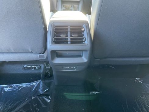 New 2026 Volkswagen Tiguan S image 23