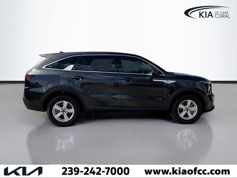 New 2026 Kia Sorento LX image 6