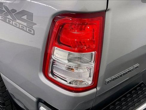 Used 2020 RAM 1500 Big Horn AWD/4WD image 30