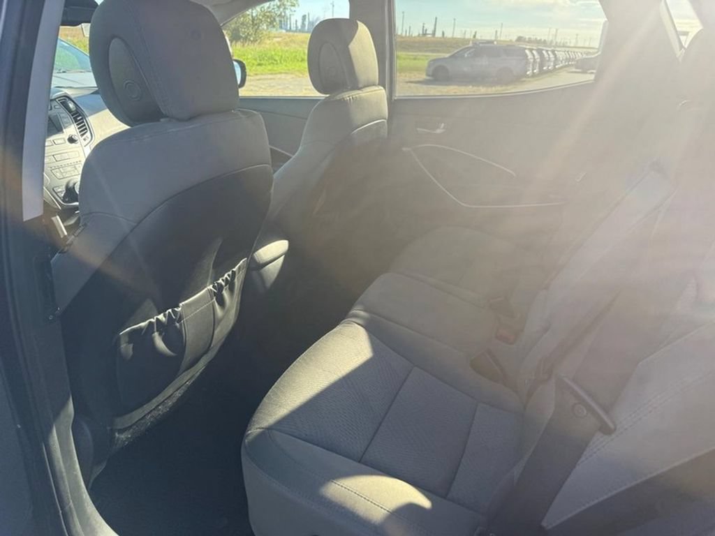 Used 2016 Hyundai Santa Fe Sport w/ Option Group 02 FWD image 6