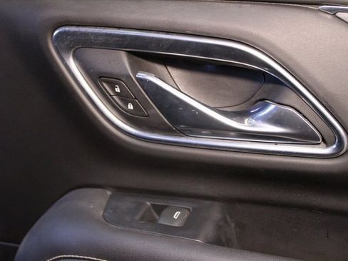 Used 2021 GMC Yukon SLT image 12