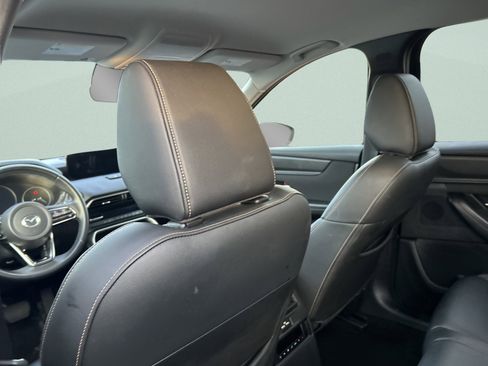 Used 2024 MAZDA CX-90 3.3 Turbo w/ Select Package image 16