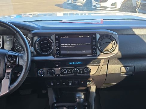 Certified 2023 Toyota Tacoma TRD Off-Road image 21