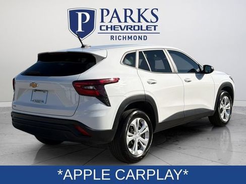 Certified 2024 Chevrolet Trax LS w/ Driver Confidence Package image 8