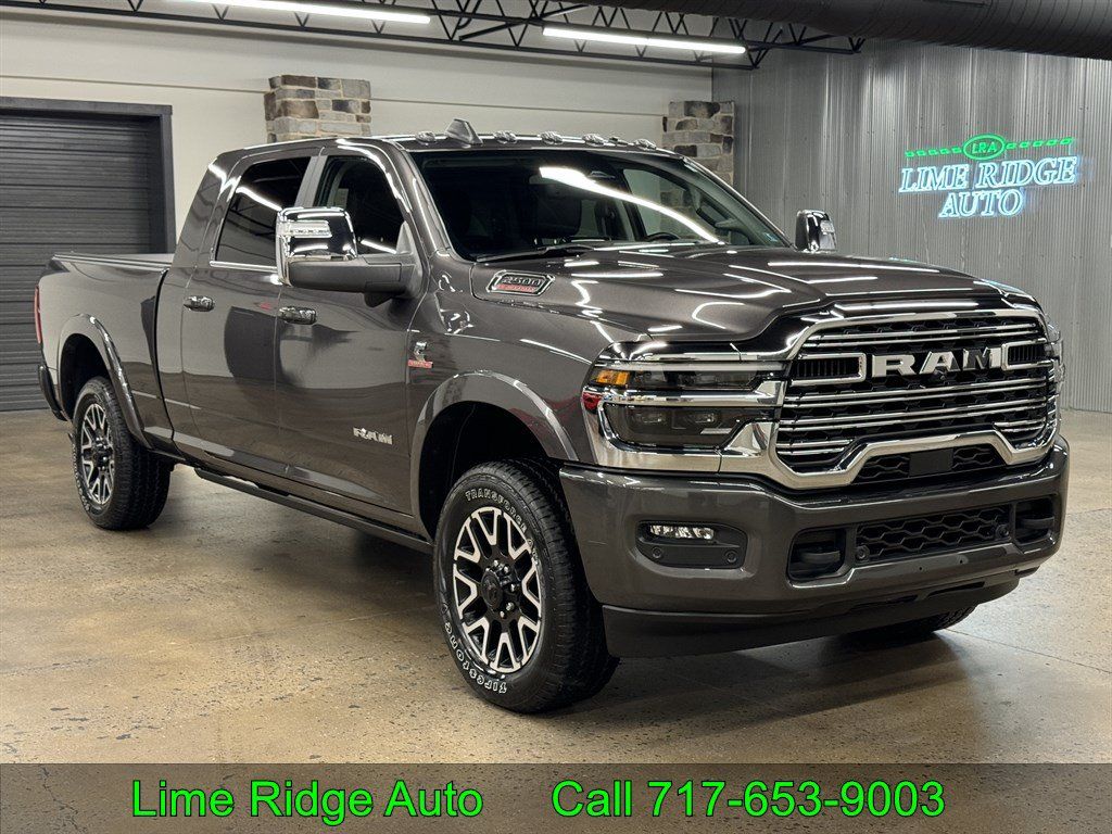 Used 2025 RAM 2500 Limited AWD/4WD image 1