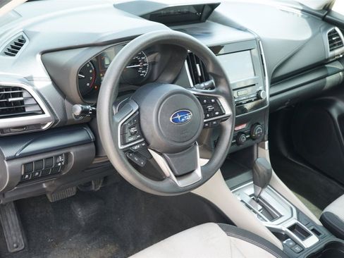 Used 2020 Subaru Forester w/ Popular Package #1 AWD/4WD image 9