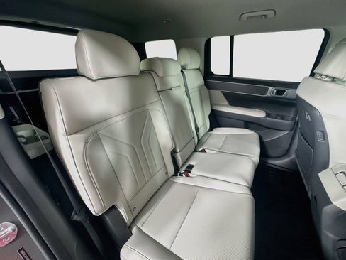 New 2026 Hyundai Santa Fe SEL FWD image 28